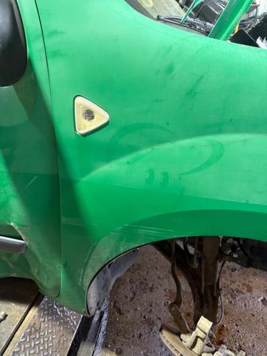 Aile avant droit - , renault