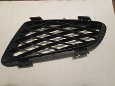calandre grille avant gauche MAZDA 6 phase 1 2002 2005 grillage parechocs