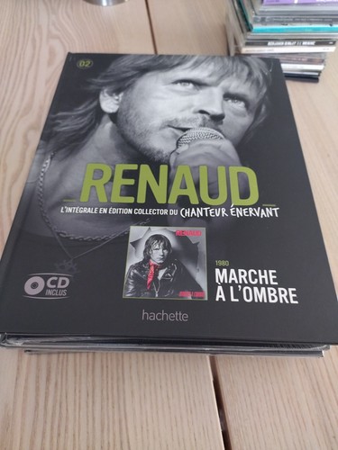 Renaud marche ombre - a, l'ombre