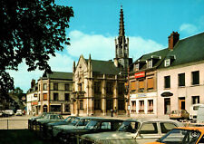 Breteuil-sur-Iton - Hôtel de ville Peugeot 403 Renault R5 R8