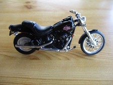 MOTO MINIATURE HARLEY DAVIDSONFXSTB NIGHT TRAIN MAISTO NOIR 2002