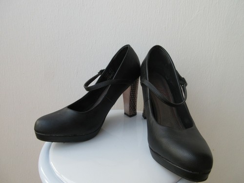 Escarpins talons noirs b - à,