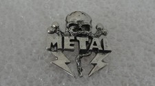 PIN S HEAVY METAL SKULL