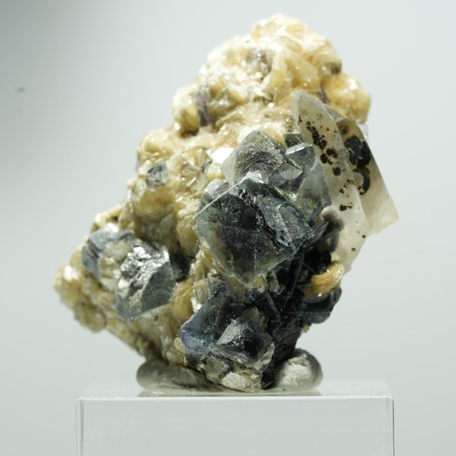 Fluorite fantôme colorée