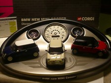 MINI COOPER DIORAMA CORGI 3