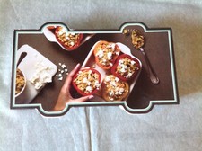 Lot  2 PLATS à  FOUR CARRÉS