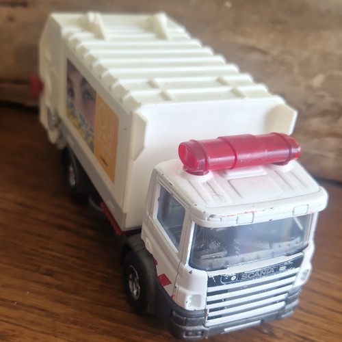 Majorette camion poubelle