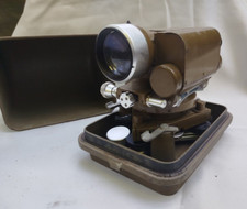 théodolite, Slom Paris Som