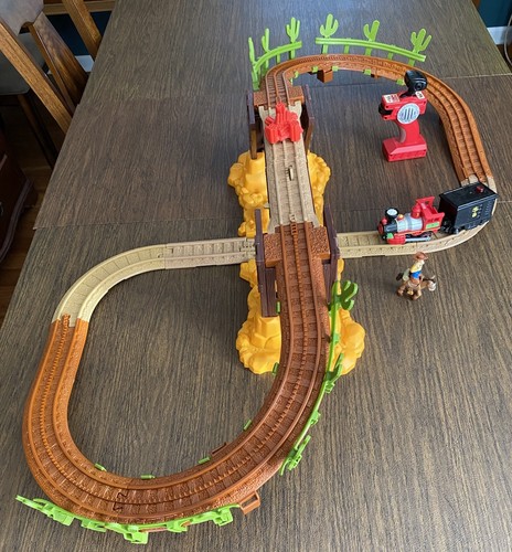 Fisher price geotrax disney - fisher,