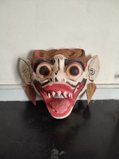 Masque Bali sculpté en bois mural décoration