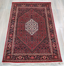 Tapis vintage noué à la main