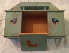 Ancienne Armoire De Maison De Poupées, Vers 1930