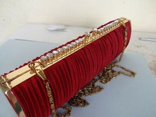 SAC à MAIN POCHETTE SOIREE FORME PORTE-MONNAIE VELOURS PLISSé ROUGE,DORé+STRAS  