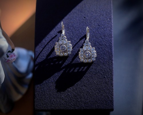 Boucles oreilles dormeuse - boucles, d'oreilles