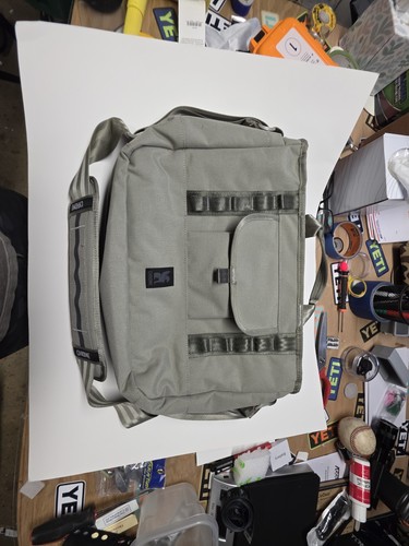 Chrome industries midtown - chrome,