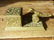 Distributeur de  cigarettes en