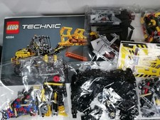 LEGO Technic 42094 Tracked
