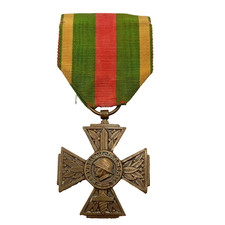 J3/12/25 (REF32587) Médaille