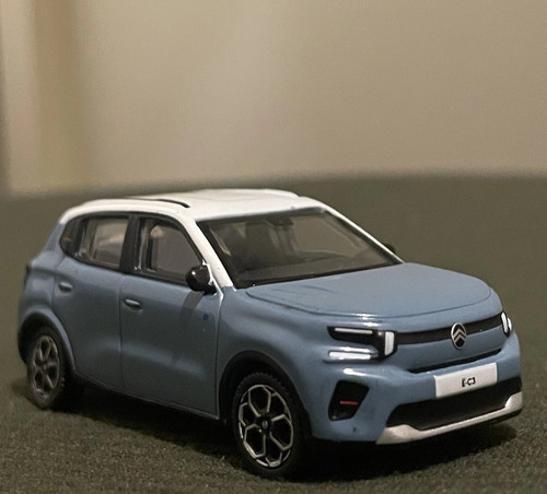 Voiture miniature citroen - c3, 4
