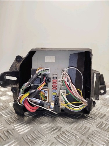 Boitier fusible renault - renault, clio
