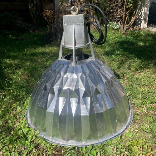 Suspension industrielle - suspension, en