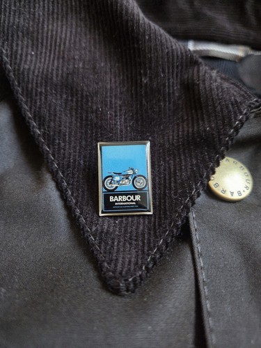 Pin barbour - pin's,