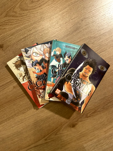 Lot black clover - black,