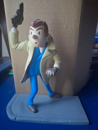 Figurine gil jourdan - gil, tilleux