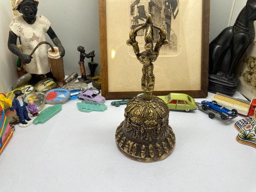 Ancienne cloche bronze tibet - cloche,