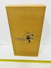 Le Géant De Fer Fantaisie Bijou Parfait