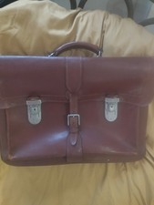 Cartable Anglais . Cuir Rouge . Vintage Années 50  . Dimensions en Description 