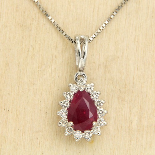 Chaine pendentif blanc - or,