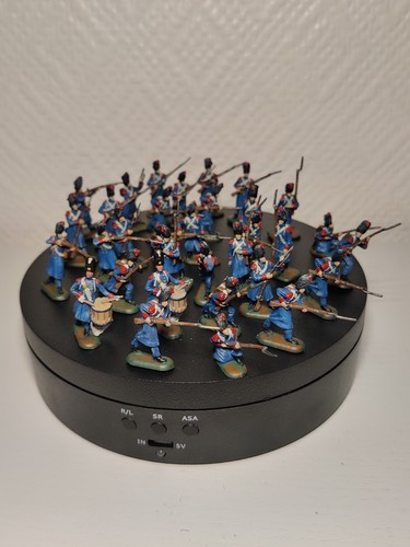 Figurines peintes - ,