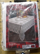 NAPPE DE TABLE PLASTIFIEE CROCHET - Dimensions :  137 x180 cm - 100°/° VINYL