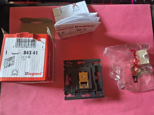 Legrand 84341 prise rj45 - 84341,