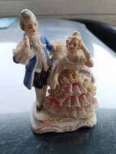  FIGURINE  SCÈNE GALANTE