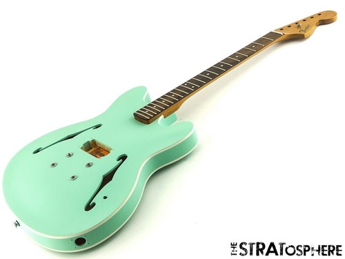 Fender tom delonge - fender,