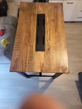 table à manger haute de chez maison du monde ,en bois de manguier et métal. 