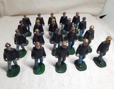 ☆ Figurines plastique Anciennes  [14] CYRNOS Lot de 20 POMPIERS.
