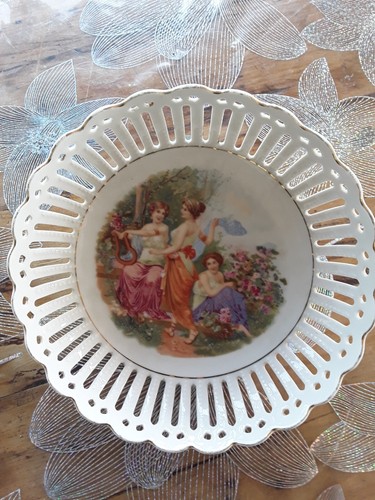 Corbeille ajourée vintage - corbeille,