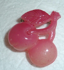 Superbe broche cerises - cerises, en