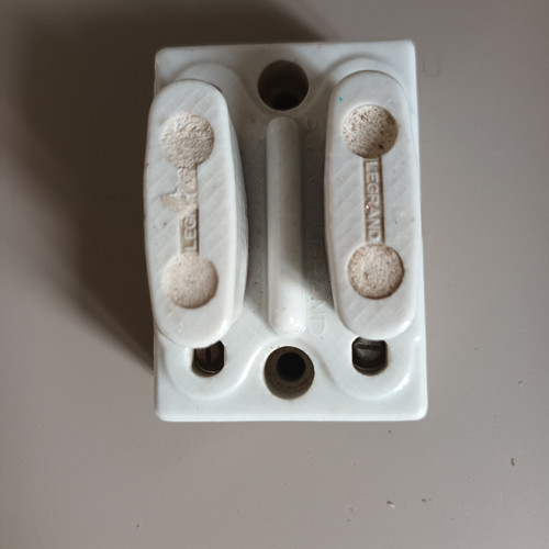 Ancien porte fusible - .ancien,