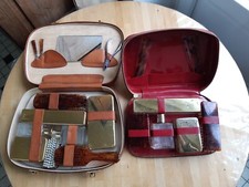 ancienne  trousse de toilette