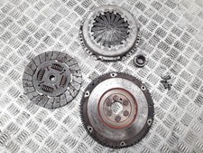 Peugeot 307 1.6i 80kw Nfu 2002 Essence Vitesse Volant Moteur Embrayage Set Kit