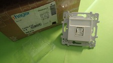 Hager WE214 Essensya - Prise RJ45 ESSENSYA Cat.5E FTP à l'unité