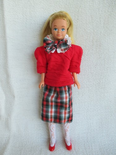 Poupée vintage skipper - ★,