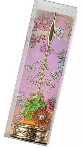 Disney store pascal card - disney,