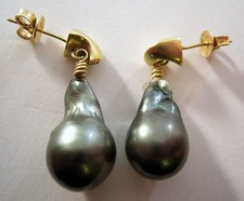 Boucles d'oreilles géantes en
