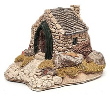 Lilliput Lane Fisherman's Bothy Miniature House + Paperwork White box