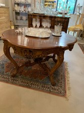TABLE DE MILIEU LOUIS XV NOYER